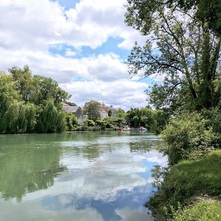 Saint-Savinien Quai Des Fleurs Bed & Breakfast エクステリア 写真